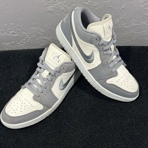 🔥🔥 NIKE AIR JORDAN 1 Retro Low &quot;Lt Steel Grey/Sail/White&quot; Women Sz 10 - EUC