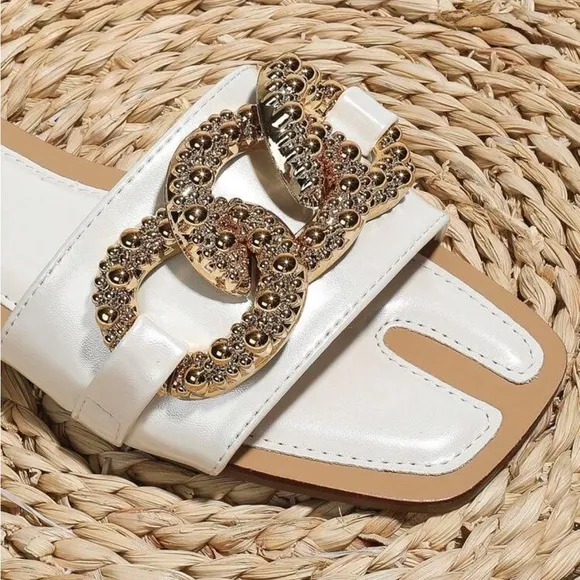 5✨New Euro Style Crocodile Embossed Gold Chain Fashionable Sandals