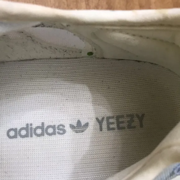 Adidas Boost Men's Yeezy Light Blue Shoes. Very Good Condition. Size 8.