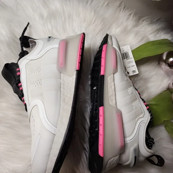 Adidas  NMD_V3 Shoes Women6.5 new