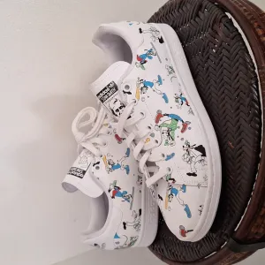Adidas Originals Stan Smith Disney Goofy Men Size 9 Shoes