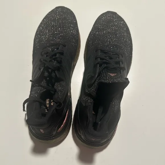 Adidas Primeblue Womens Running Shoes Sneakers black and gold  Size 10.5