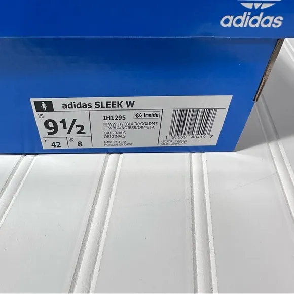 Adidas Sleek white leather shoes women’s size 9.5 NWT