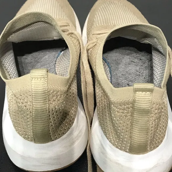 adidas Swift Run PK Mens CQ2890 Raw Gold White Primeknit Running Shoes Size 8.5