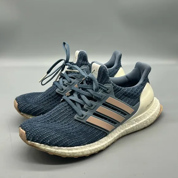 Adidas Ultra Boost sz 7