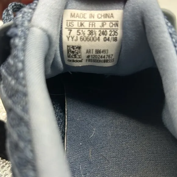Adidas Ultra Boost sz 7