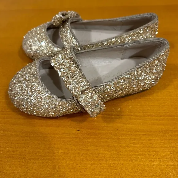 Age of Innocence Girl’s Gold Mia Shoes 24/US 8T