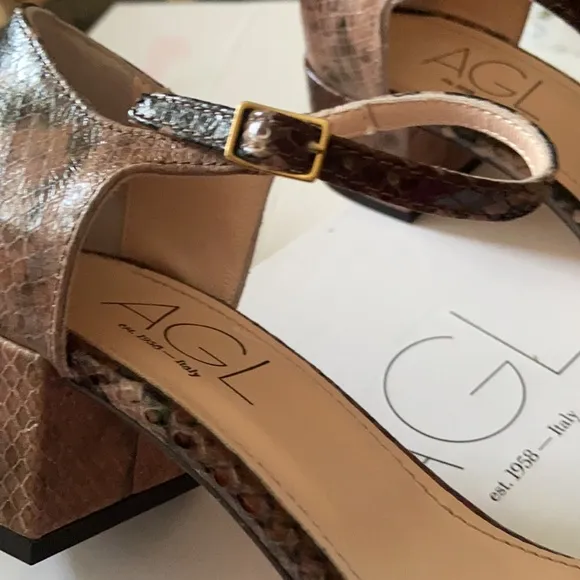 AGL sandal  heeled shoes