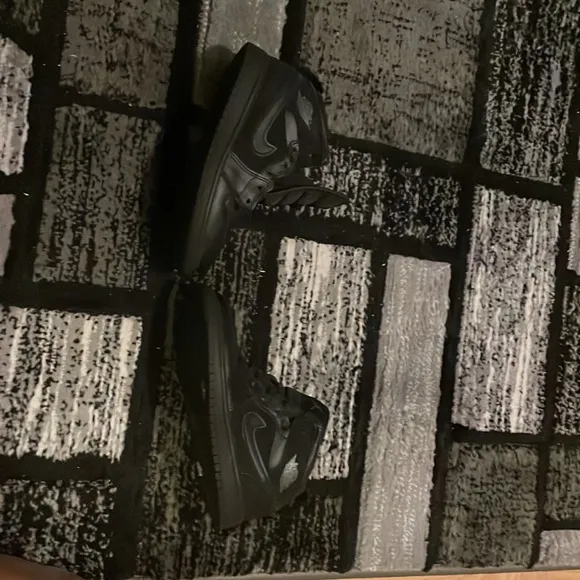 AIR JORDAN 1 MID PS 'BLACK DARK GREY'- preschool sneakers- size 12.5