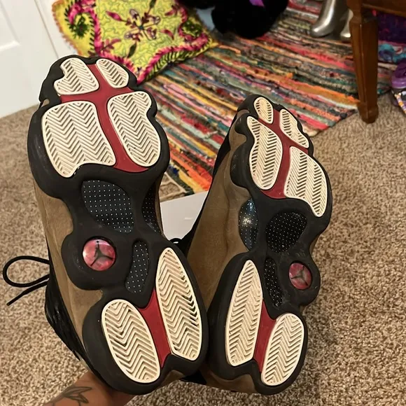 Air Jordan 13 Retro men’s size 11 black gym red-light olive  sneakers shoes