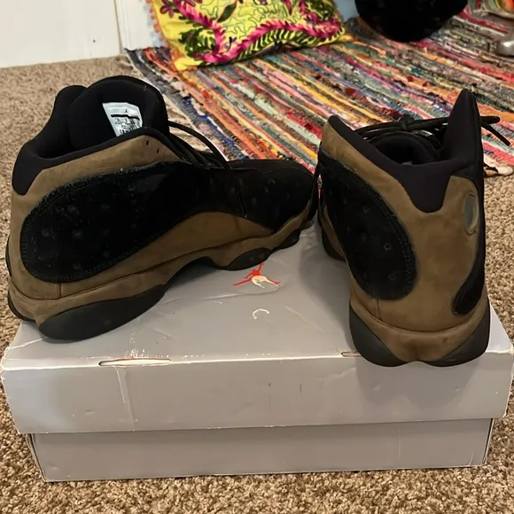 Air Jordan 13 Retro men’s size 11 black gym red-light olive  sneakers shoes