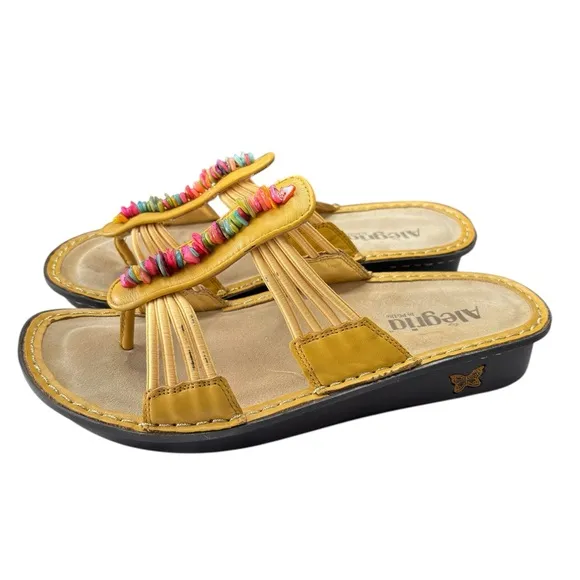 ALEGRIA PISA Sandals Leather Wedge Shoes Size 39 US 8.5 / 9 Yellow Beaded Thongs