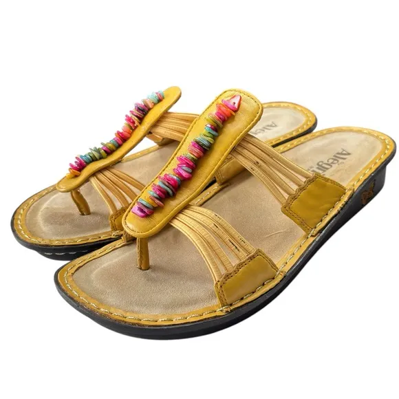ALEGRIA PISA Sandals Leather Wedge Shoes Size 39 US 8.5 / 9 Yellow Beaded Thongs