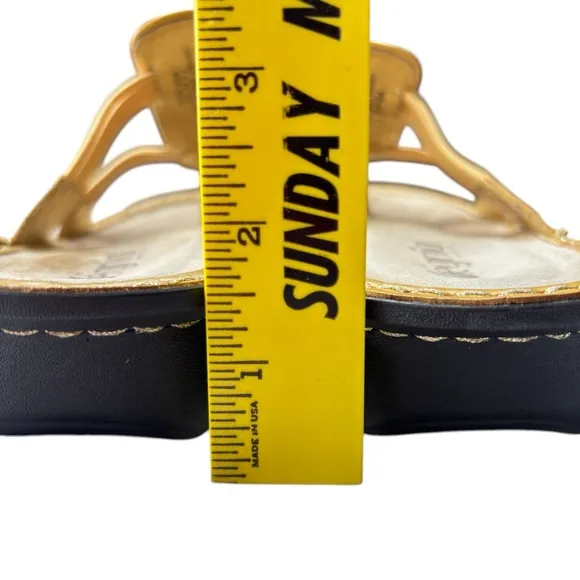 ALEGRIA PISA Sandals Leather Wedge Shoes Size 39 US 8.5 / 9 Yellow Beaded Thongs