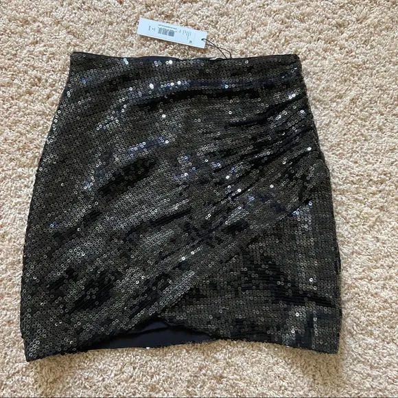 Alice   Olivia Fidela Sequin Mini Skirt