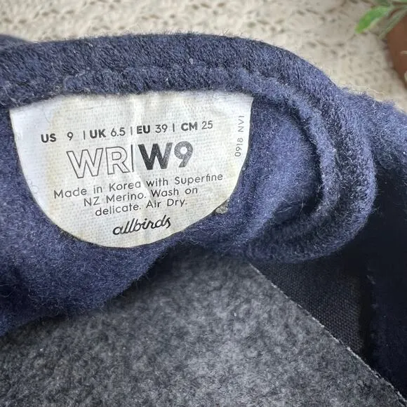 ALLBIRDS Women's Size 9 Superfine Merino Wool Runners Sneaker Running Shoes Navy
