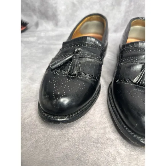 Allen Edmonds Shoes Mens 10 B  Bridgeton Black Leather Kiltie Tassel Loafer