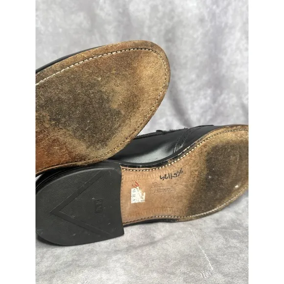 Allen Edmonds Shoes Mens 10 B  Bridgeton Black Leather Kiltie Tassel Loafer