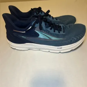 Alltra Turín 6  Lace Up Running Shoes. Sneakers Men’s, Size 9