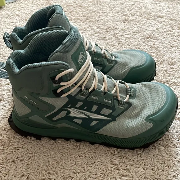 Almost new Altra Lone Peak All Weather Mid-2 boots