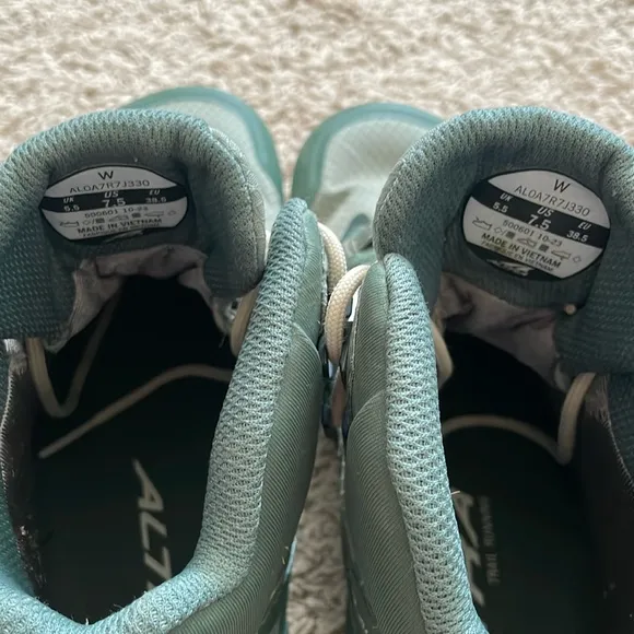 Almost new Altra Lone Peak All Weather Mid-2 boots