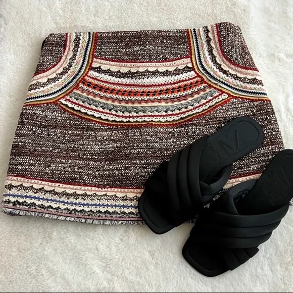 Amazing Zara Woven Mini Skirt