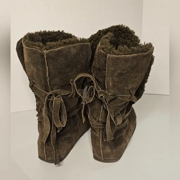 [American Eagle Outfitters] Brown Leather Calf High Boots ☆ Warm interio…