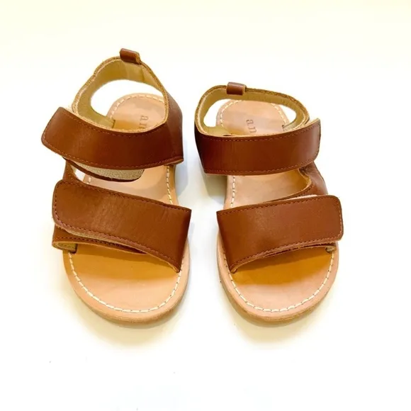 Anais &amp; I kids leather unisex summer sandals. NWT