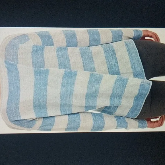 ANTHROPOLOGIE Linen Splendid Southampton Stripe V-Neck  Sweater