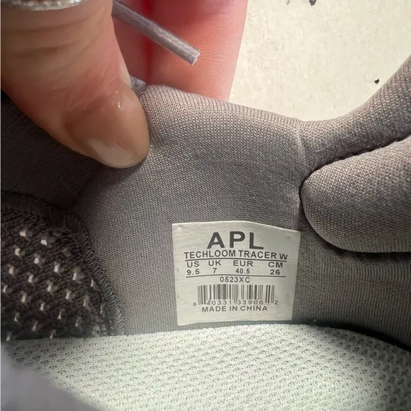 APL TechLoom Tracer Shoes - Cement Grey and White -  Size 9.5