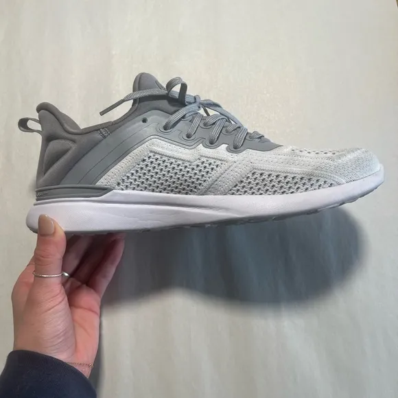 APL TechLoom Tracer Shoes - Cement Grey and White -  Size 9.5