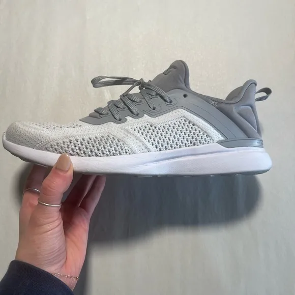 APL TechLoom Tracer Shoes - Cement Grey and White -  Size 9.5