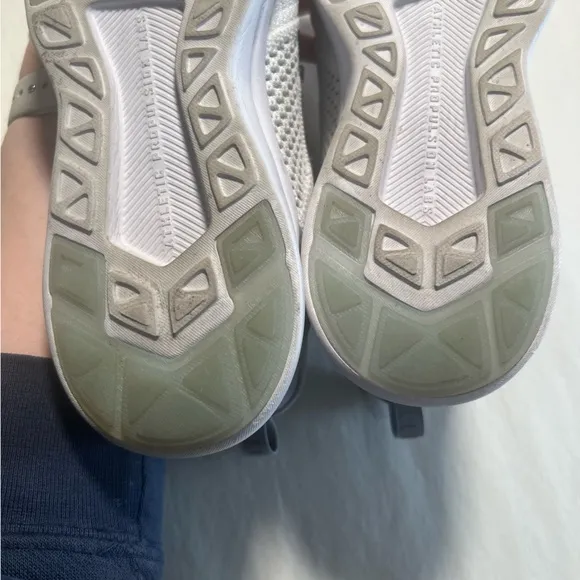 APL TechLoom Tracer Shoes - Cement Grey and White -  Size 9.5