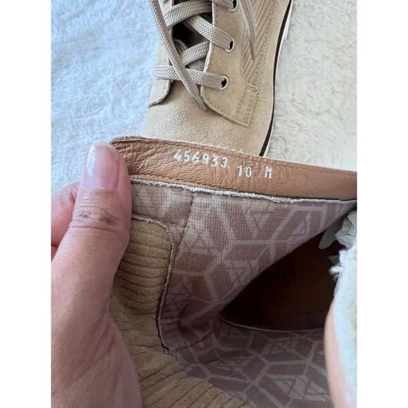 AQUATALIA Myla Corduroy Suede Ankle Boots Size 10