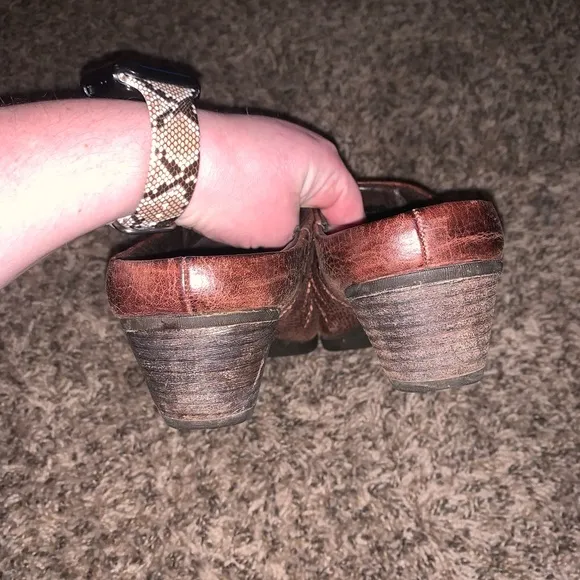 Ariat Brown Leather Mules Size 7