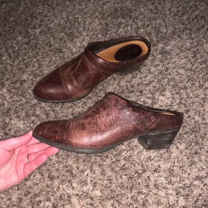 Ariat Brown Leather Mules Size 7