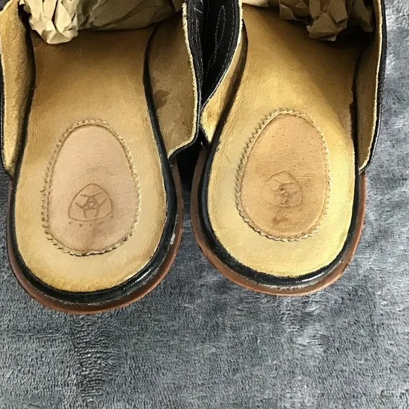 Ariat Womens Size 8.5B Black &amp; Tan Leather Slip On With Cut Outs Mules Retro