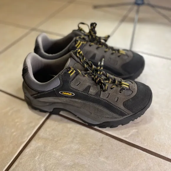 Asolo low top hiking boots black gray