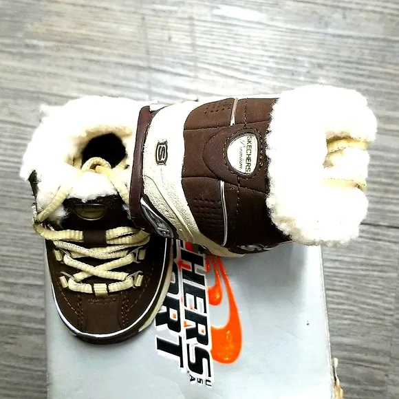 Baby Sketcher Hiking Boots size 3