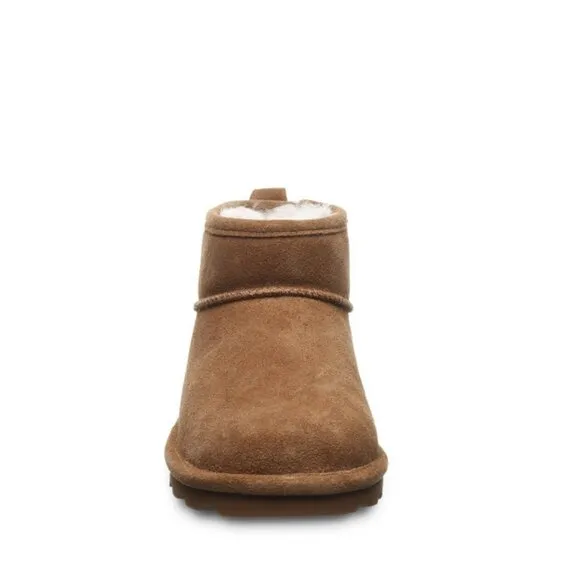 Bearpaw Alyssa Youth (Iced Coffee). Brand New. Kids Size: 13 &amp; 1.