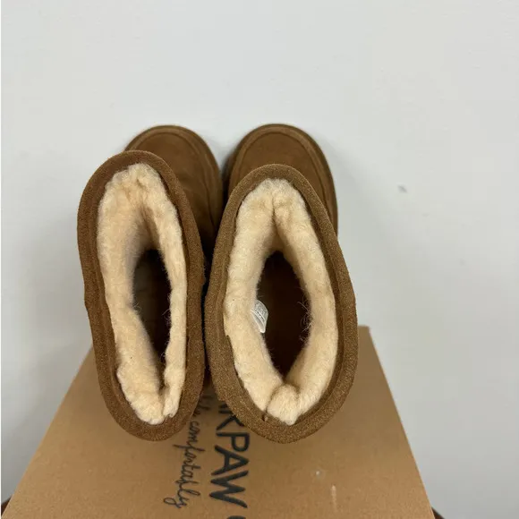 Bearpaw Little Boys' Brady Genuine Shearling Lined Suede Boot Size 13