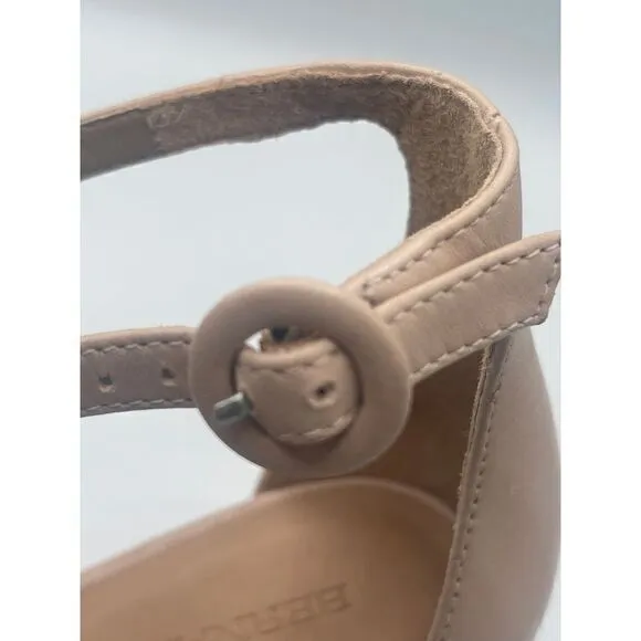 Bernardo Blush Belinda‎ Leather Sandal Women's Size 8.5