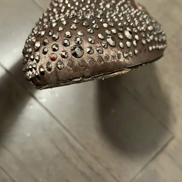 Beverly Feldman Rhinestone Covered Shoes Size 6