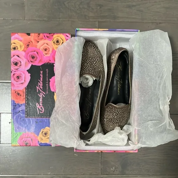 Beverly Feldman Rhinestone Covered Shoes Size 6