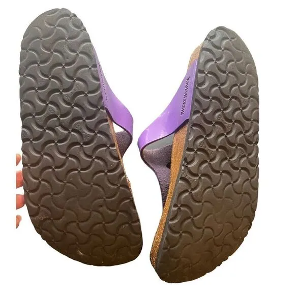 Birkenstock Gizeh Purple Patent size 40 womens
