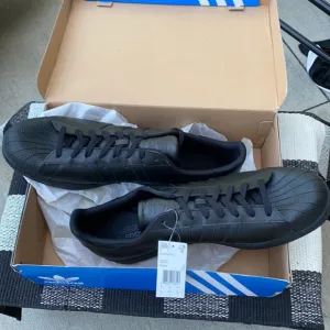 Black adidas Originals Men's Superstar Shoes‎ Sneaker