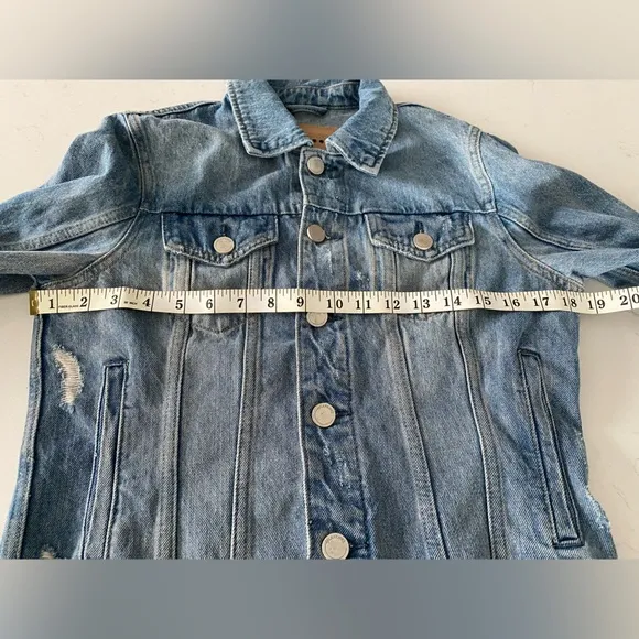 BLANK NYC Raw Hem Distressed Denim Jean Jacket: size Small