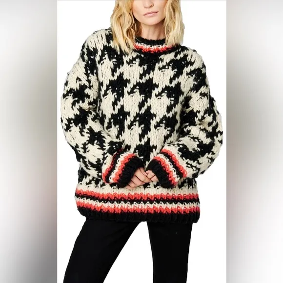 [BLANKNYC] Womens Houndstooth Pullover Knit Sweater
