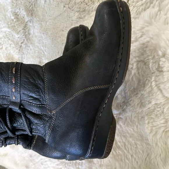 BLONDO LEATHER &amp; SHEARLING BOOTS 9.5