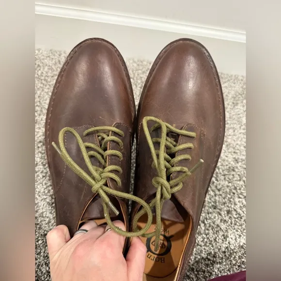 Born men's brown leather dress shoes, size 9